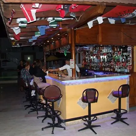Paradise Hotel apartamentowy Bitez